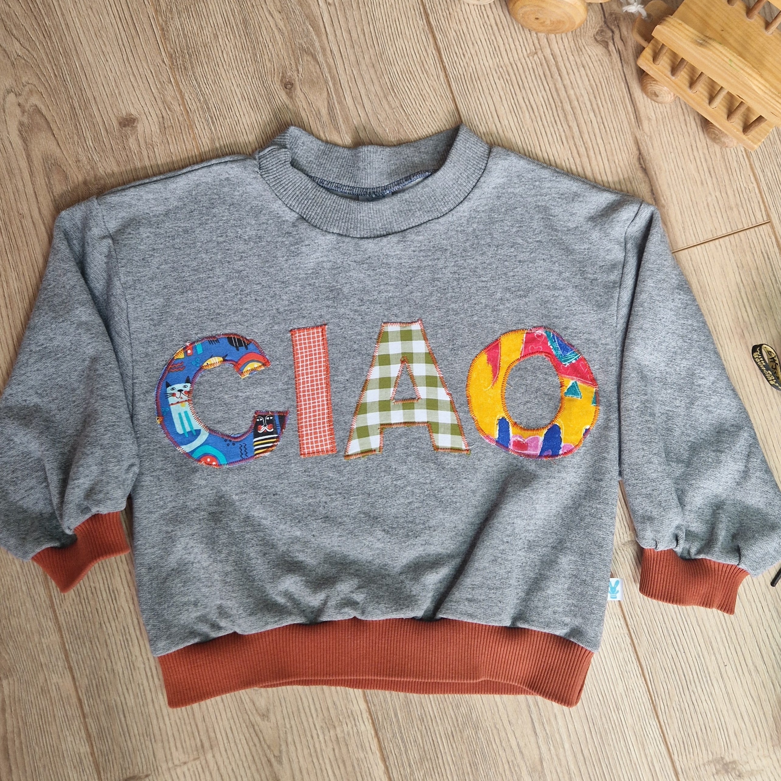 CIAO Sweatshirt - Aged 3-4