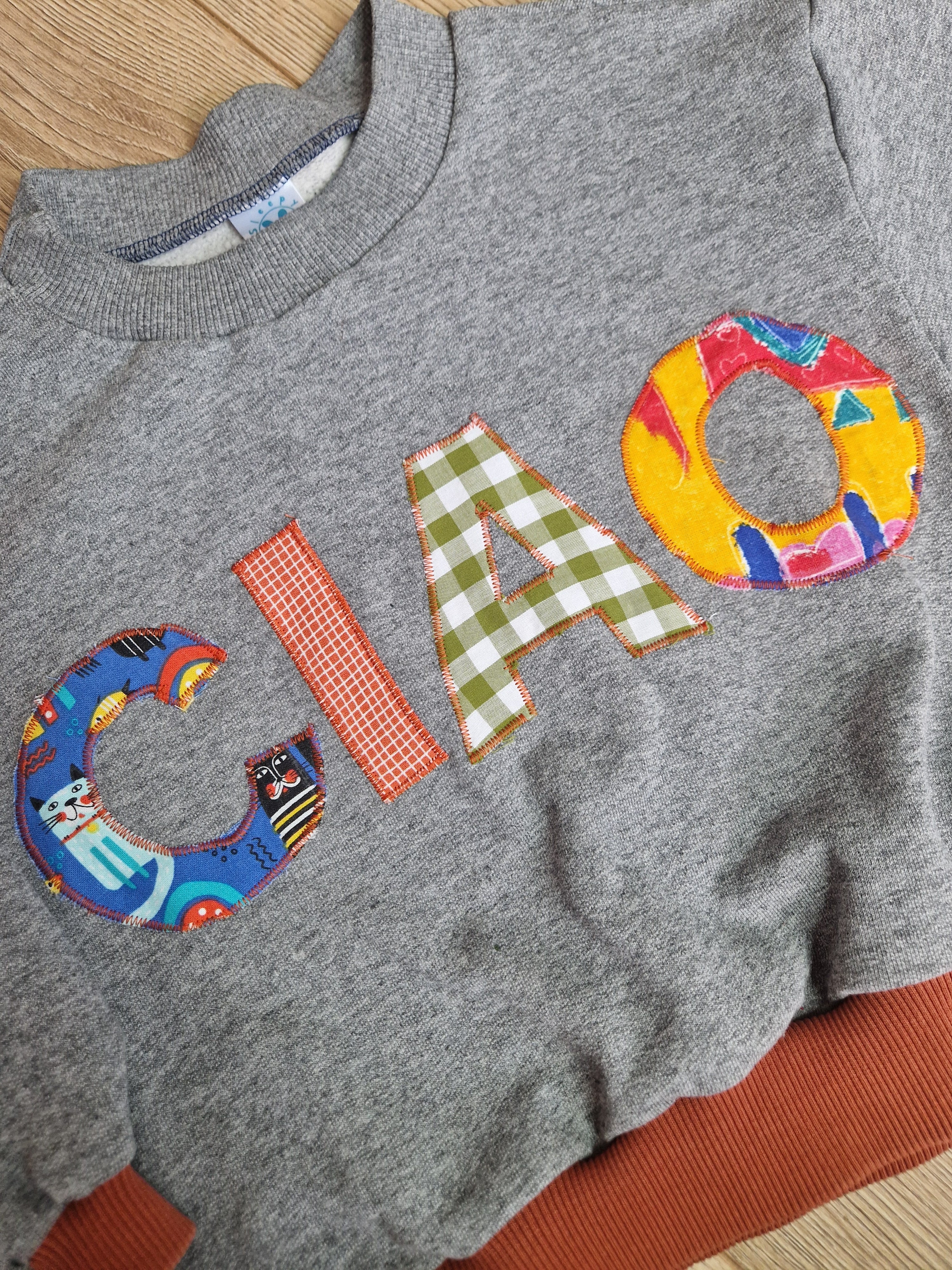 CIAO Sweatshirt - Aged 3-4