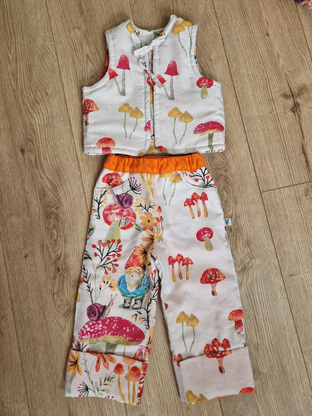 Reversible Gnome Waistcoat - Aged 3-4