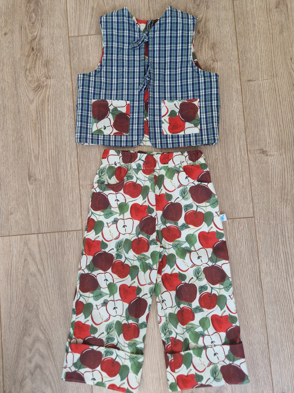 Apple Of My Eye Waistcoat - Aged 3-4