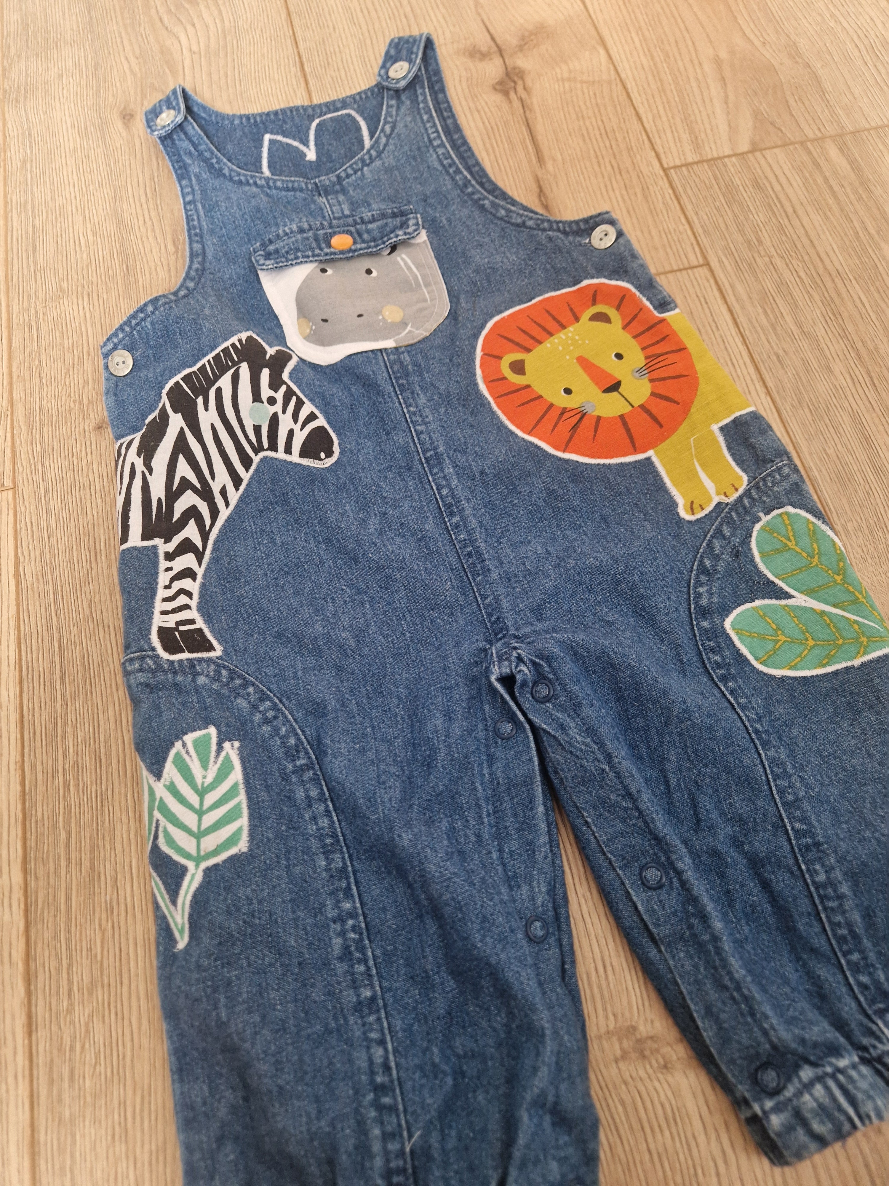 Applique Safari Dungarees - Aged 9-12m